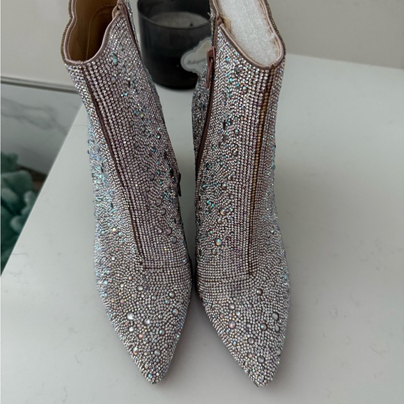 Betsy Johnson booties - Picture 2 of 4